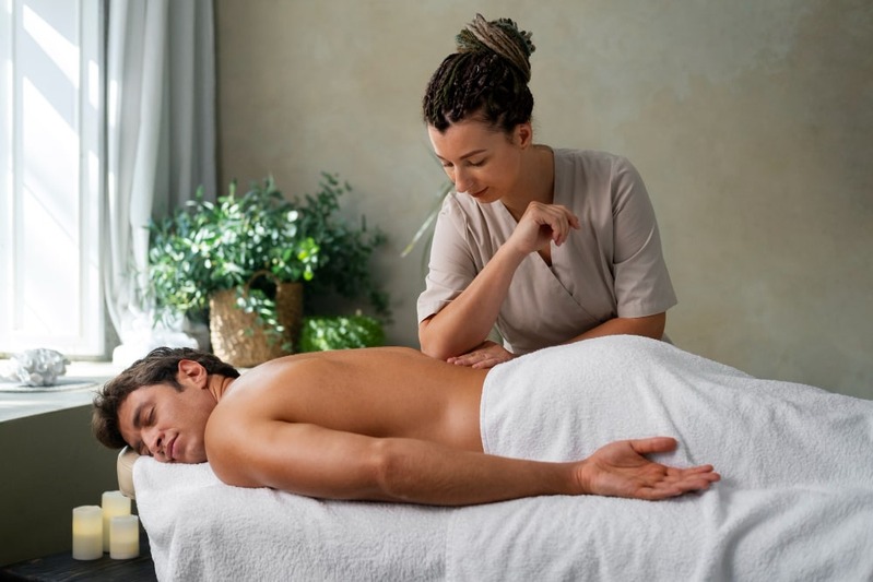 Thai Massage — Massoterapeuta DF